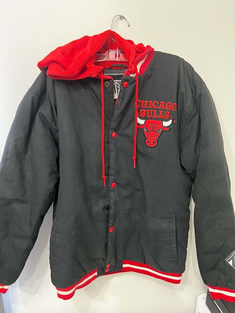 Vintage Team Athletics Chicago Bulls Hooded Varsity Jacket Black Red